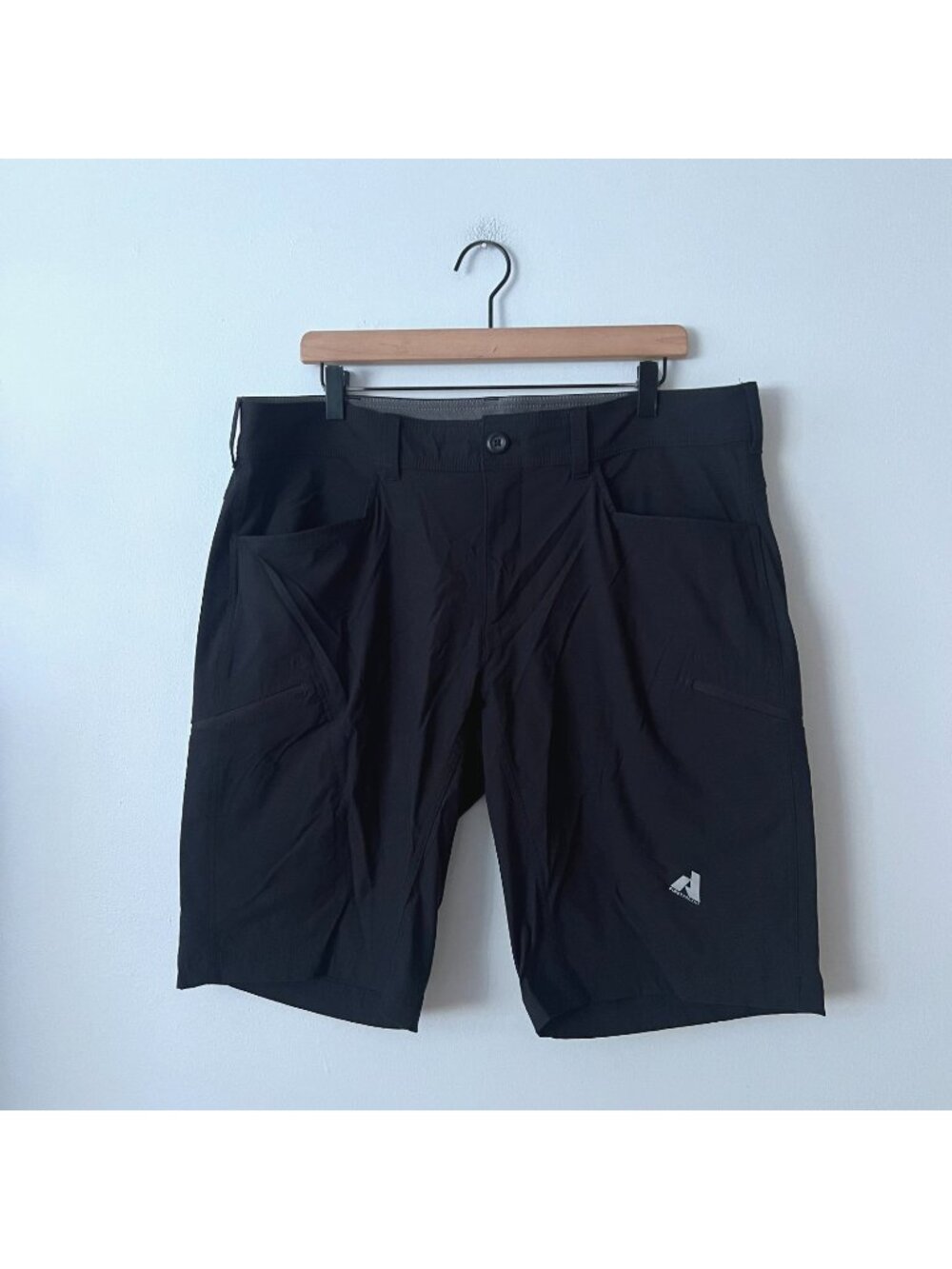 Eddie Bauer First Ascent Black Hiking Outdoor Active Shorts Men's Size 38